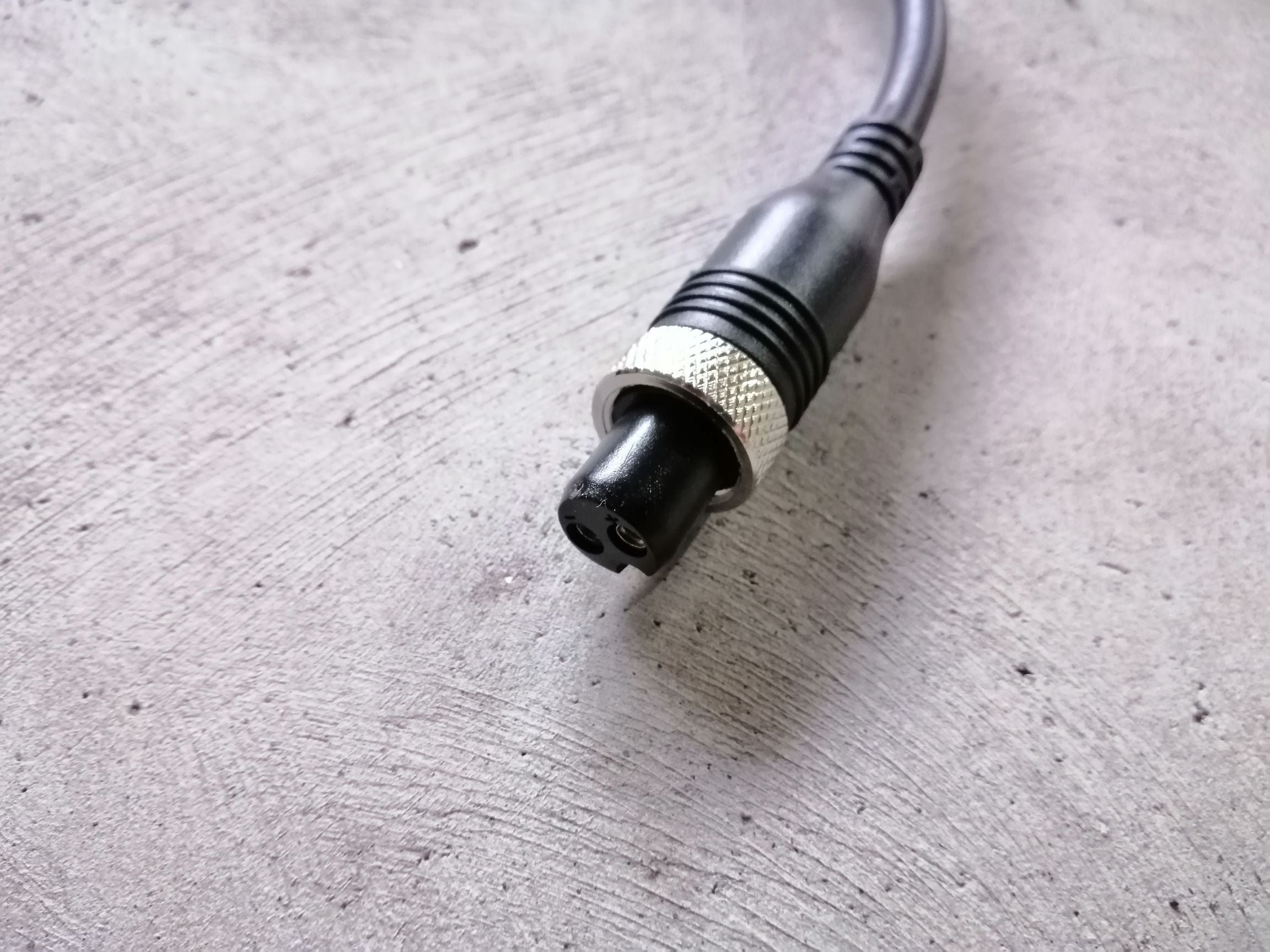 Photo 3 of Daiwa/Shimano Power Cables (Brand New)